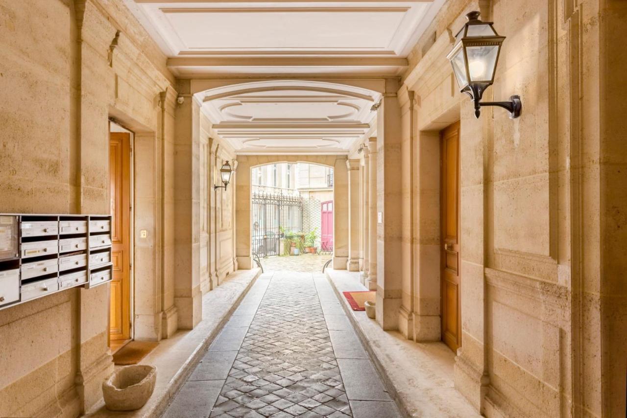 Cozy Apartment - Champs Elysees - Monceau Paris Eksteriør bilde